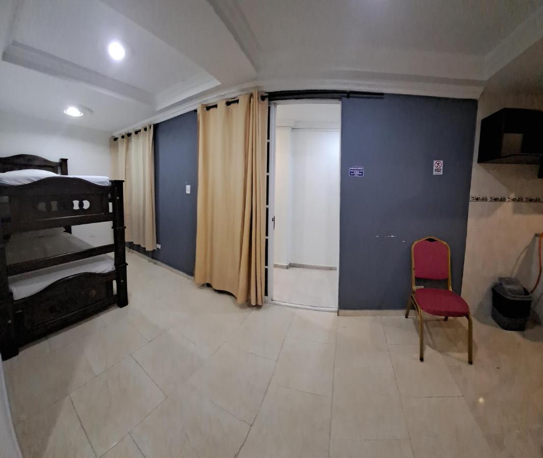 Hostal Oceans Paradise Сан-Андрес Экстерьер фото