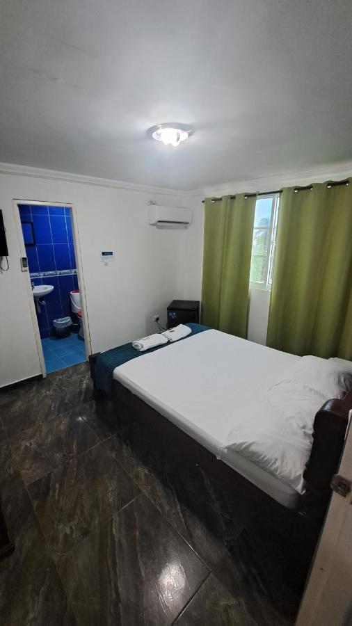 Hostal Oceans Paradise Сан-Андрес Экстерьер фото